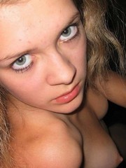 Picture gallery of an amateur hot chick